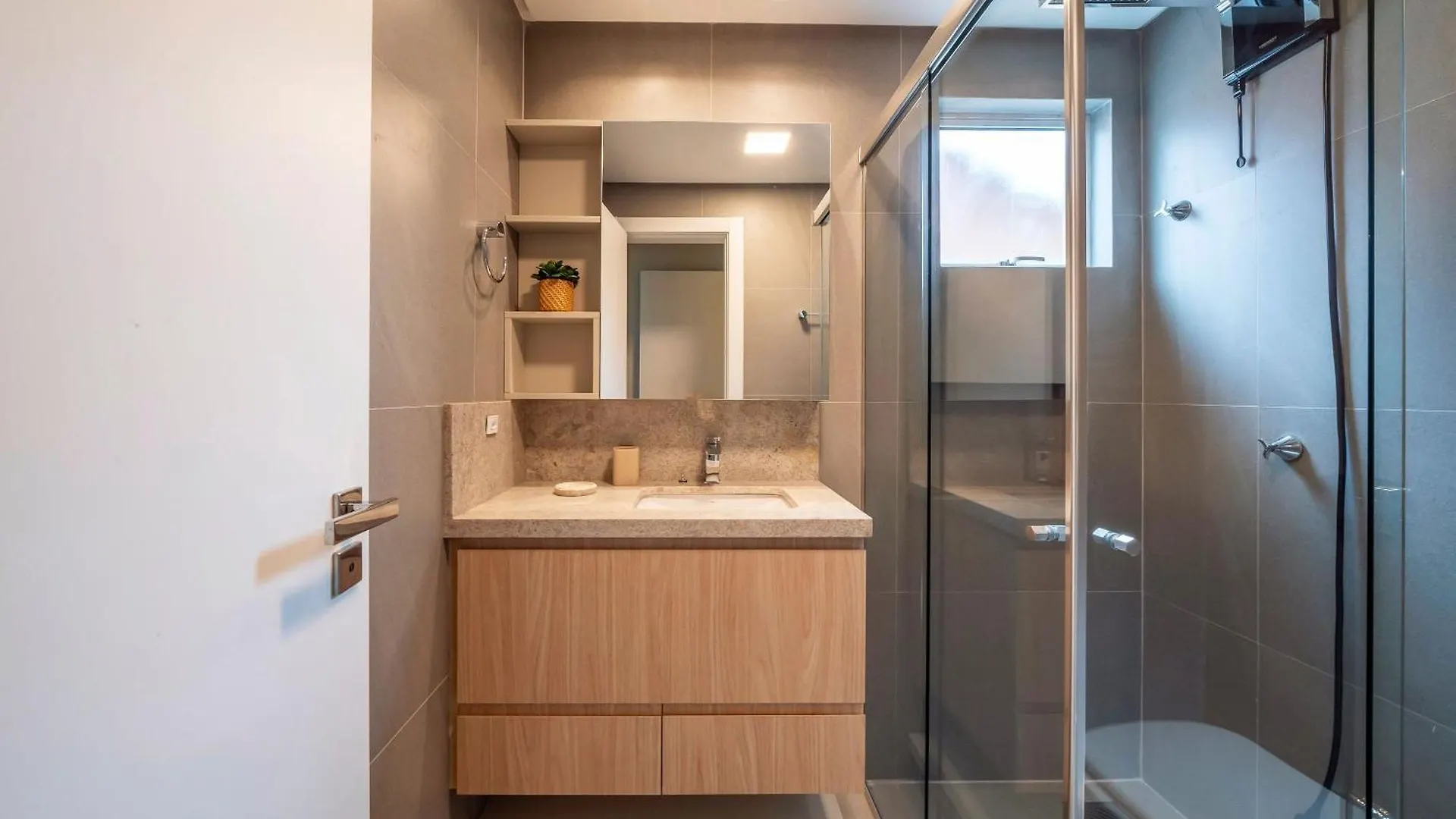 Porto Canoas 101 - Aconchegante Apartamento Em Bombas - Acomoda 6 Pessoas - A Poucos Metros Da Praia - Bombinhas Apartment