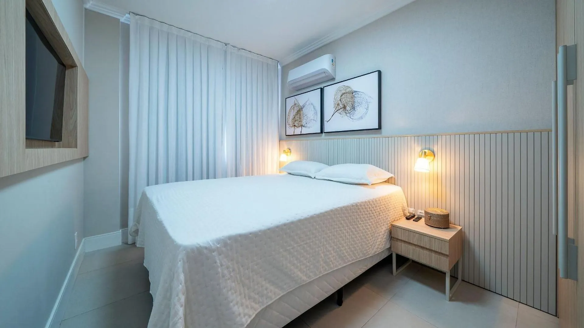 Porto Canoas 101 - Aconchegante Apartamento Em Bombas - Acomoda 6 Pessoas - A Poucos Metros Da Praia - Bombinhas Apartment
